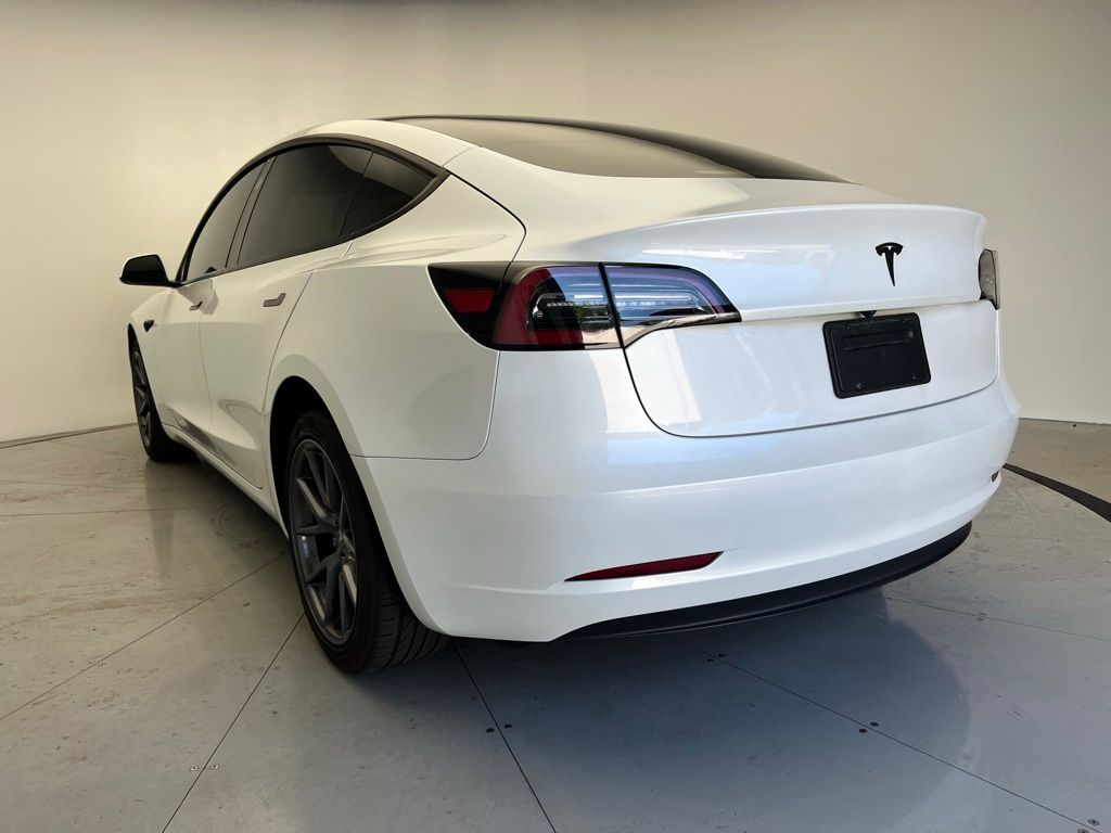 Thumbnail: 2023 Tesla Model 3 - 4