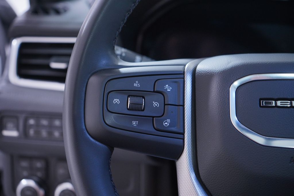 Thumbnail: 2023 GMC Yukon - 20