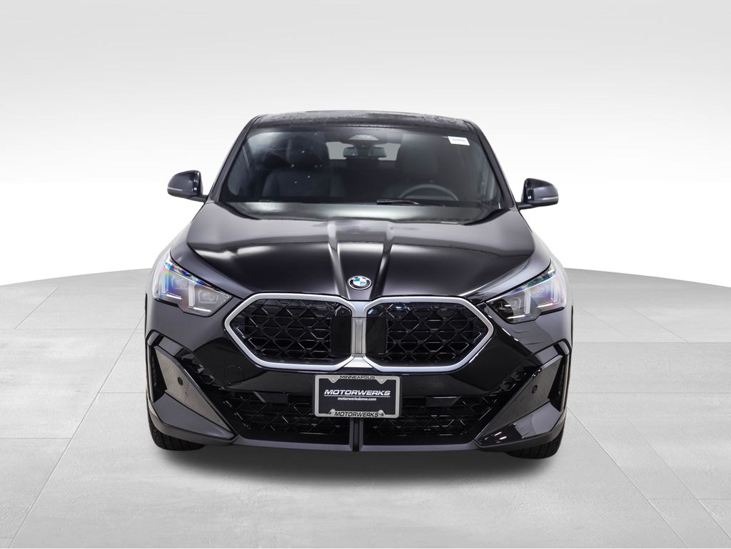 2025 BMW X2 xDrive28i 8