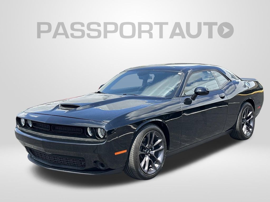 Pitch Black Clearcoat 2023 Dodge Challenger Coupe Rear-Wheel Drive 8-Speed Automatic