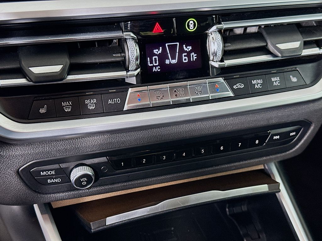 Thumbnail: 2020 BMW 3 Series - 16
