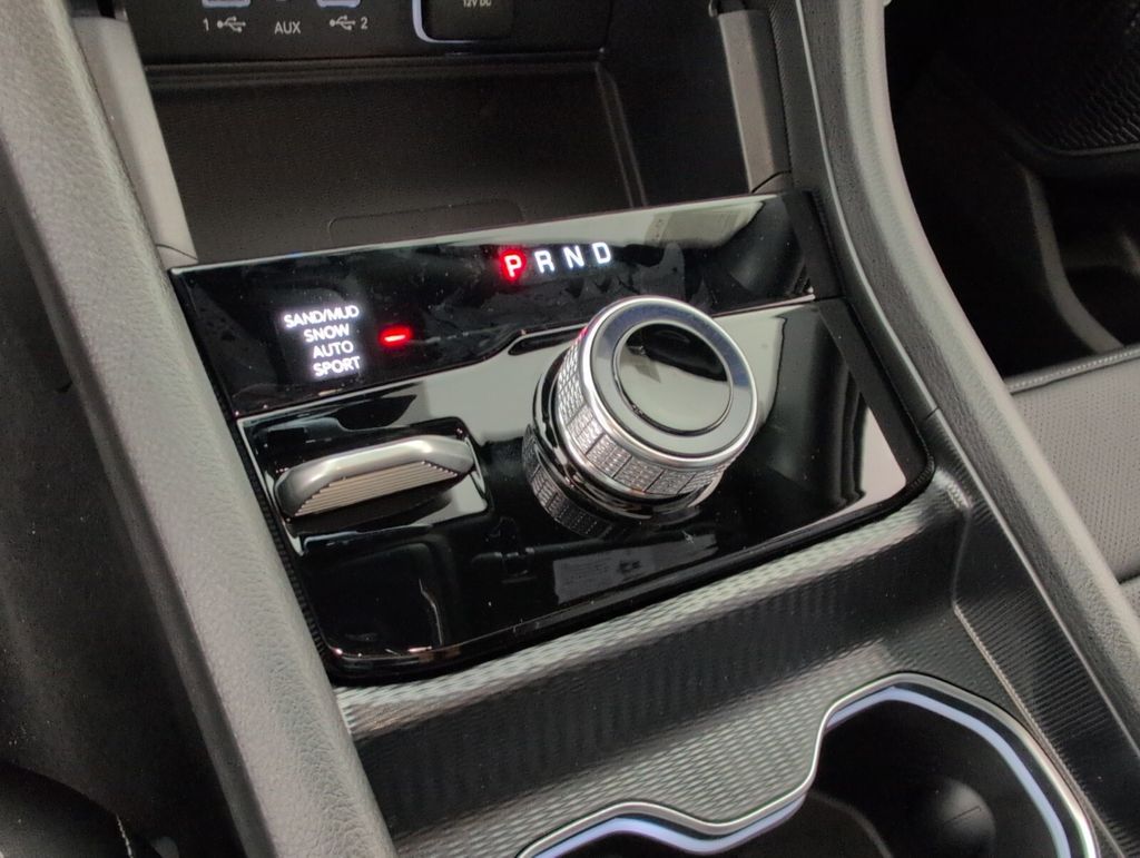 new 2025 Jeep Grand Cherokee car, priced at $42,680