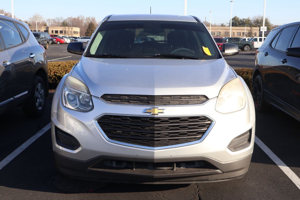 2017 Chevrolet Equinox LS 2