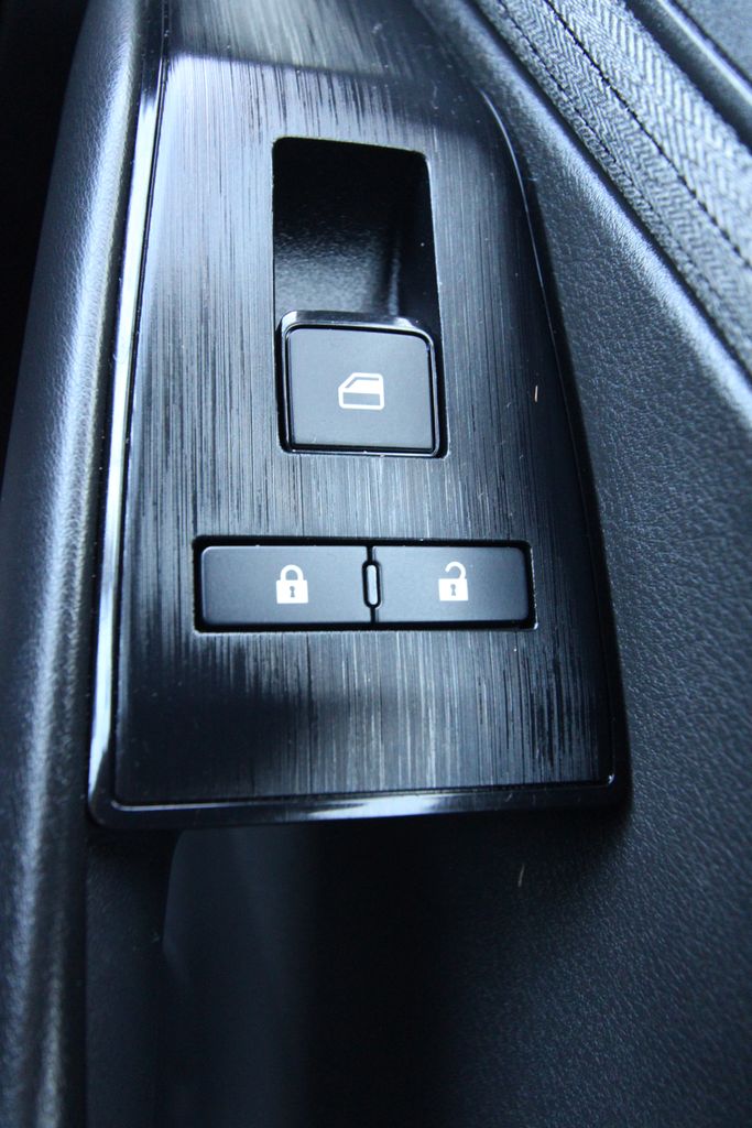 Used 2023 Nissan Rogue SUV