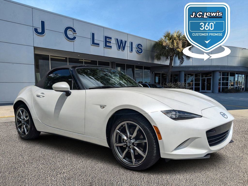 2022 Mazda MX-5 Miata Grand Touring
