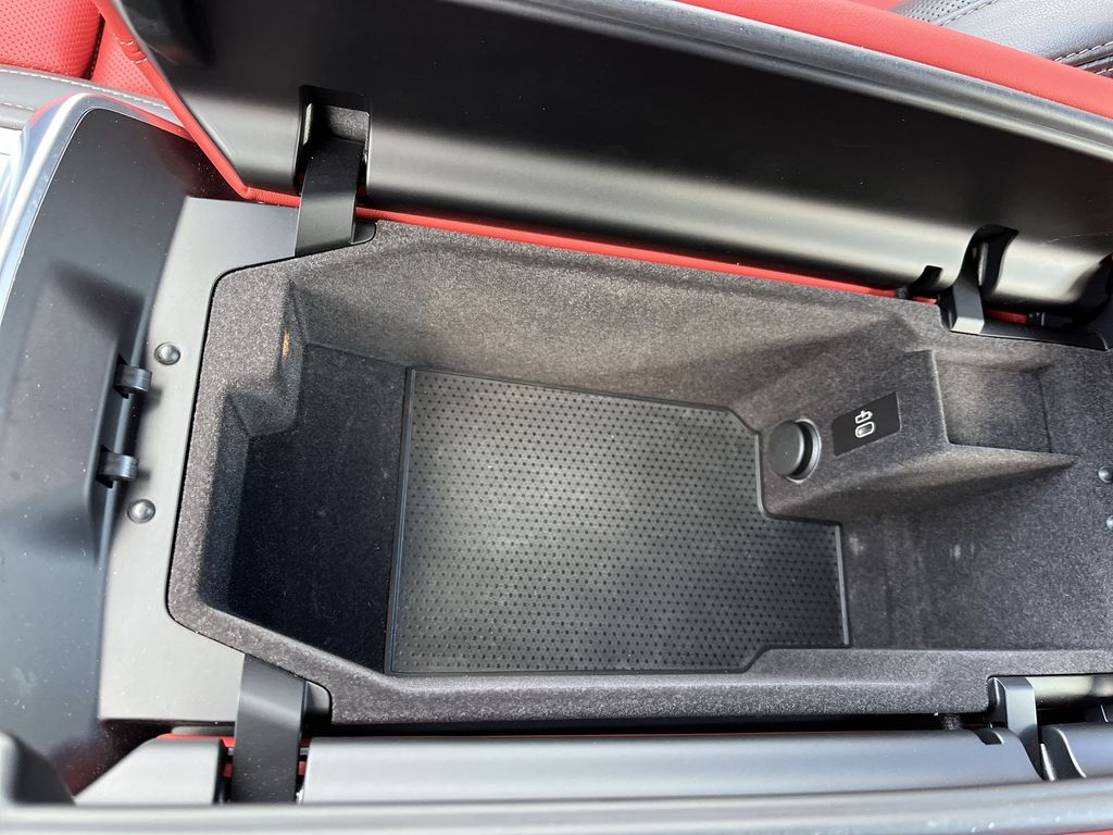 Thumbnail: 2023 BMW 8 Series - 21