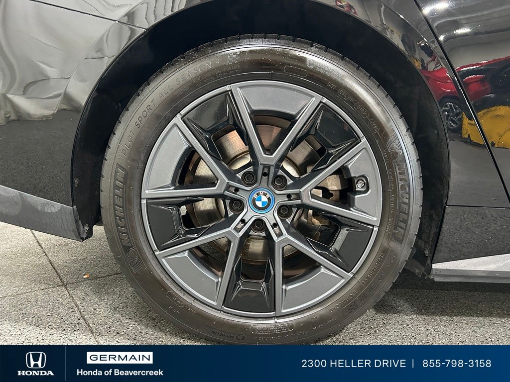 Used 2023 Black BMW eDrive35 image 10