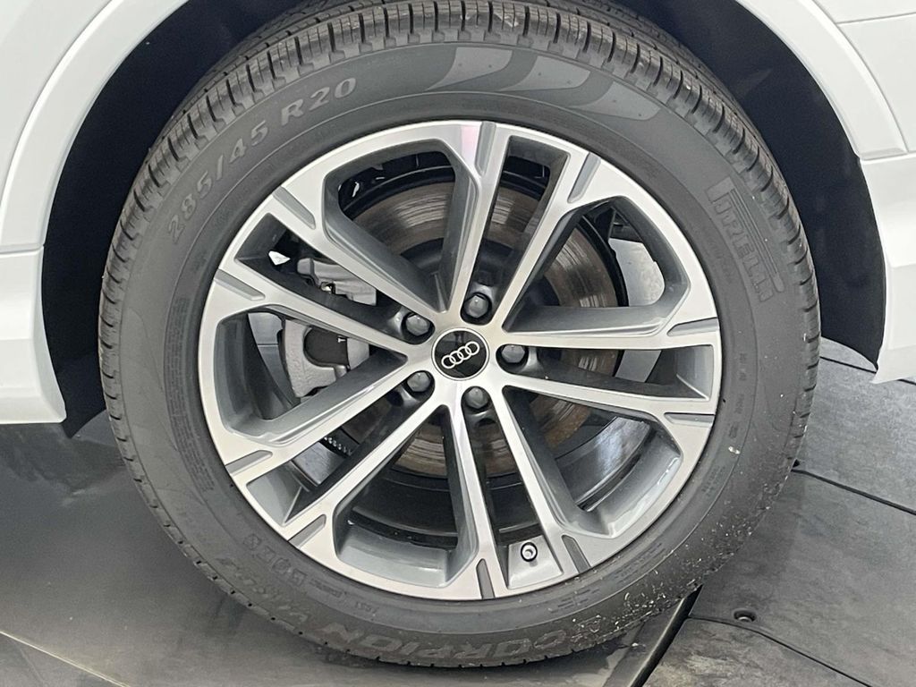 2026 Audi Q7 45 Premium White at Audi Porsche Sewickley