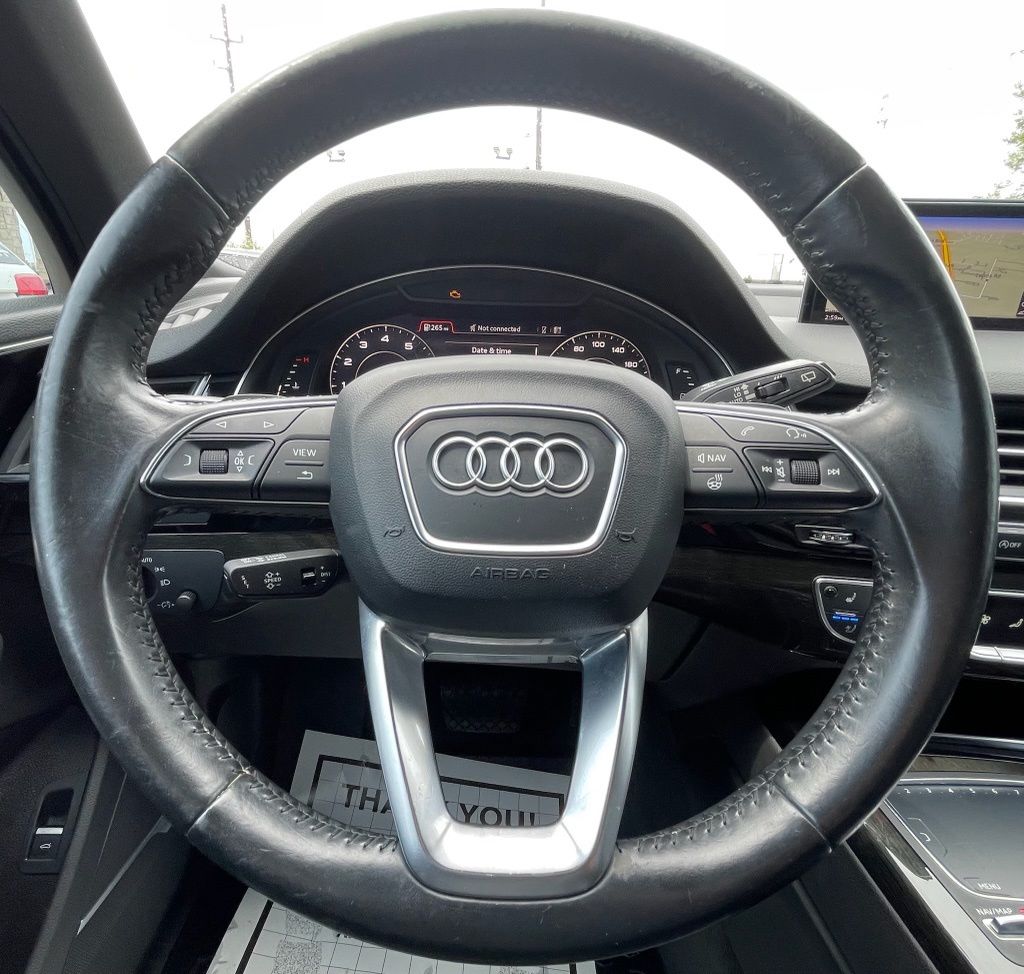 2017 Audi Q7 2.0T Premium Plus Black at Autostrade