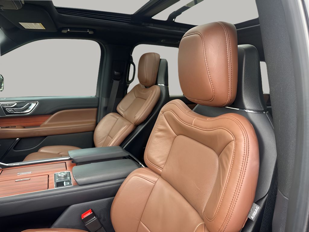 Used Car 2024 Lincoln Navigator  Utility L Reserve Four Wheel Drive For Sale Under $80,000 In Austin, Texas