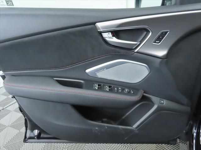 Thumbnail: 2026 Acura RDX - 26