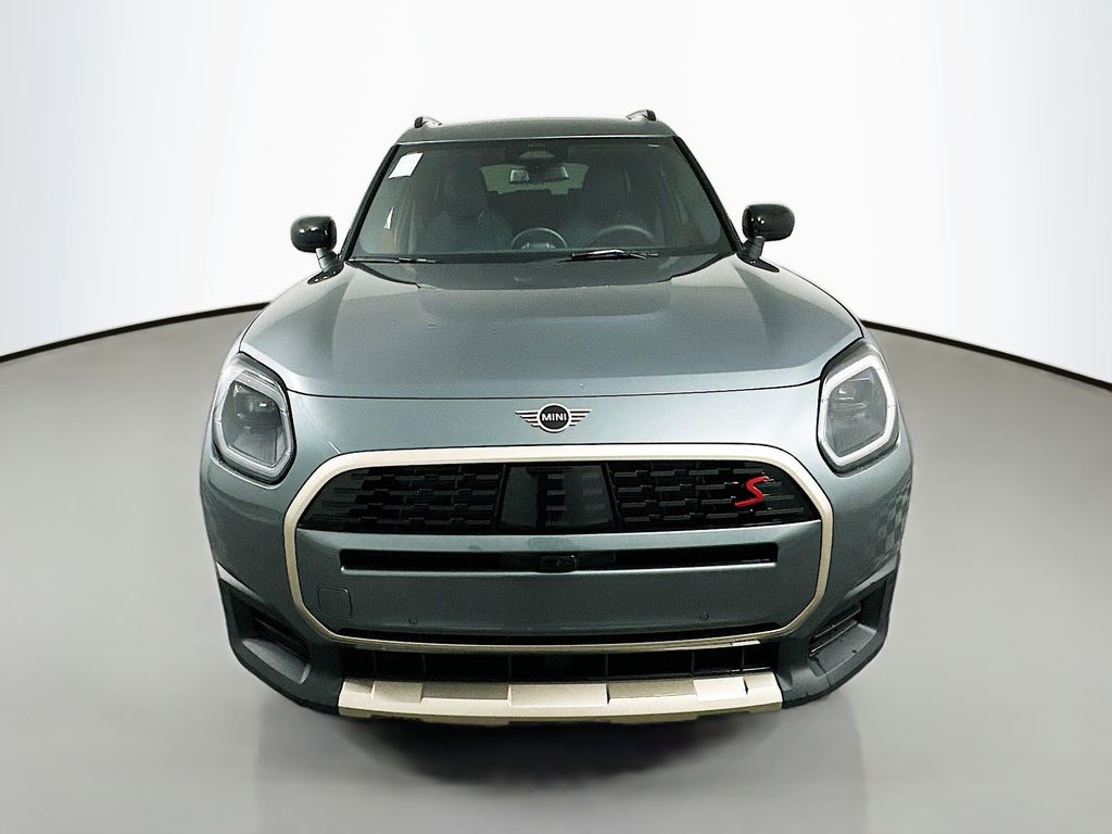 2025 MINI Cooper Countryman Iconic 2