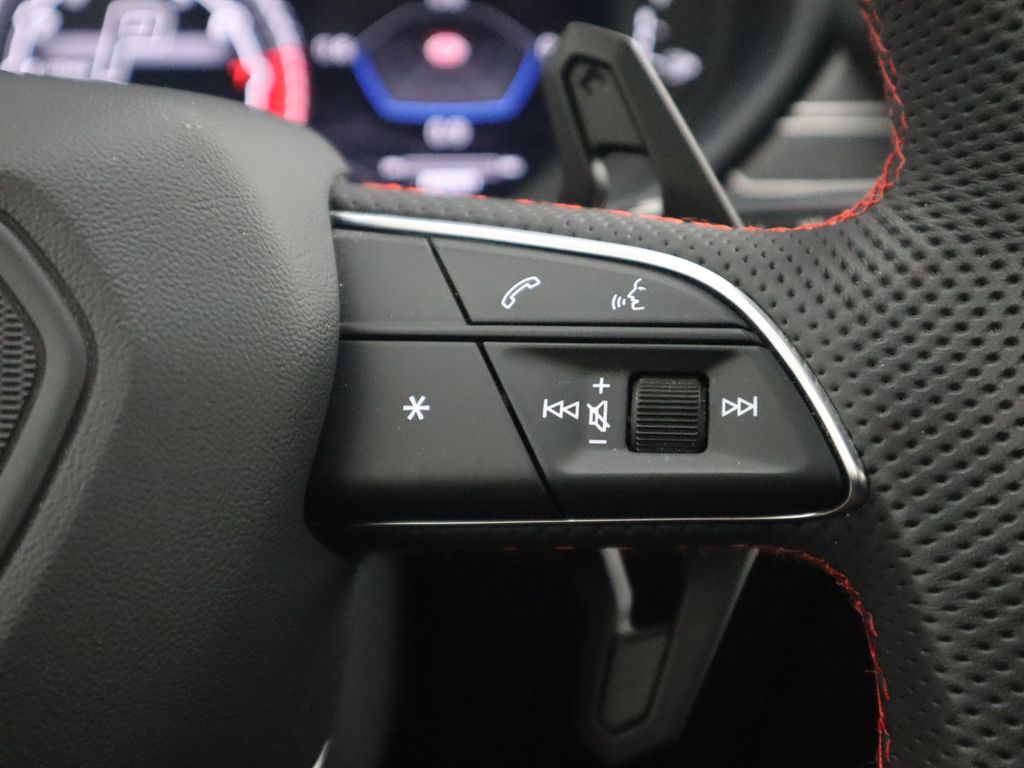 2019 Lamborghini Urus S 12