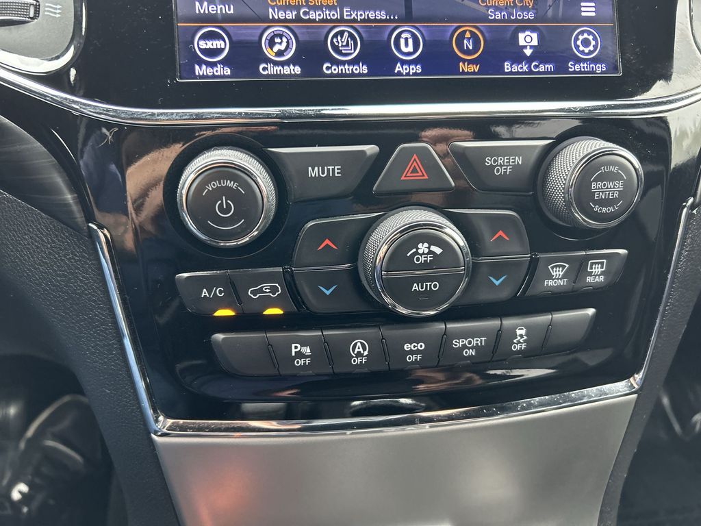 Thumbnail: 2021 Jeep Grand Cherokee - 19