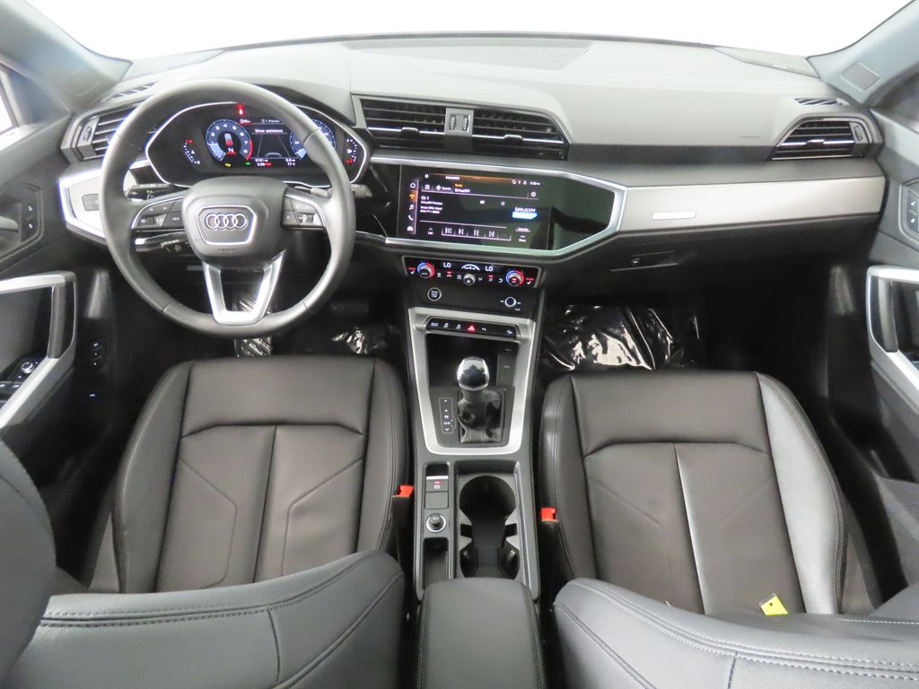 Thumbnail: 2025 Audi Q3 - 12
