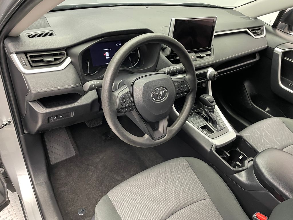 2024 Toyota RAV4 XLE 11