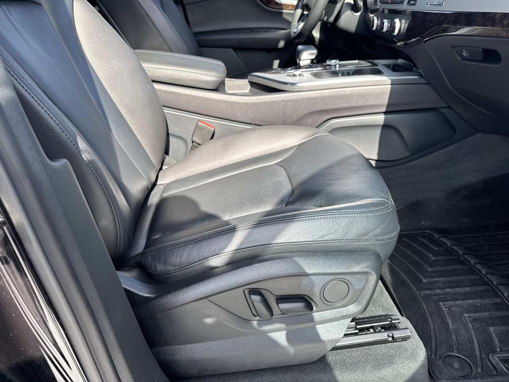 2019 Audi Q7 - 10
