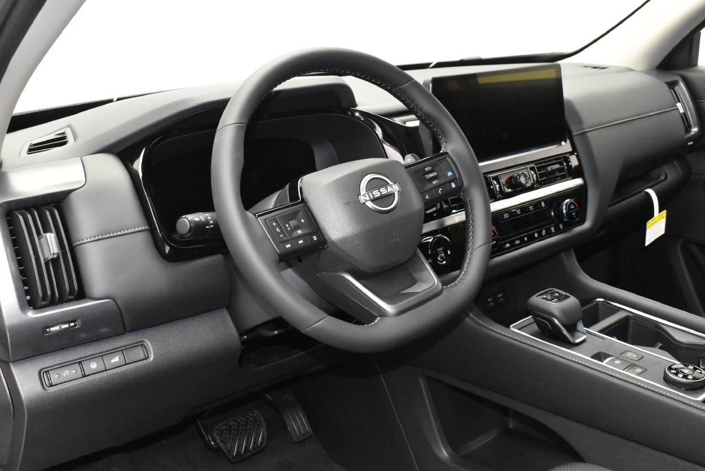 Thumbnail: 2026 Nissan Pathfinder - 15