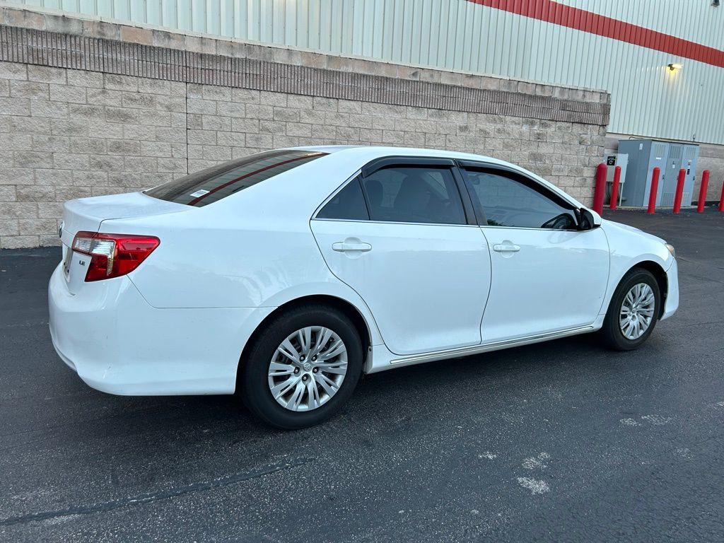 Thumbnail: 2013 Toyota Camry - 5