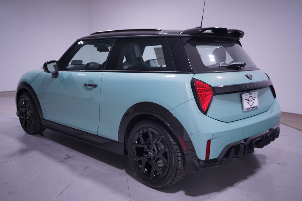 Thumbnail: 2027 MINI Cooper - 3