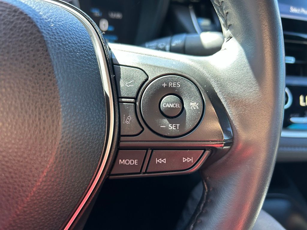 Thumbnail: 2022 Toyota Corolla - 18