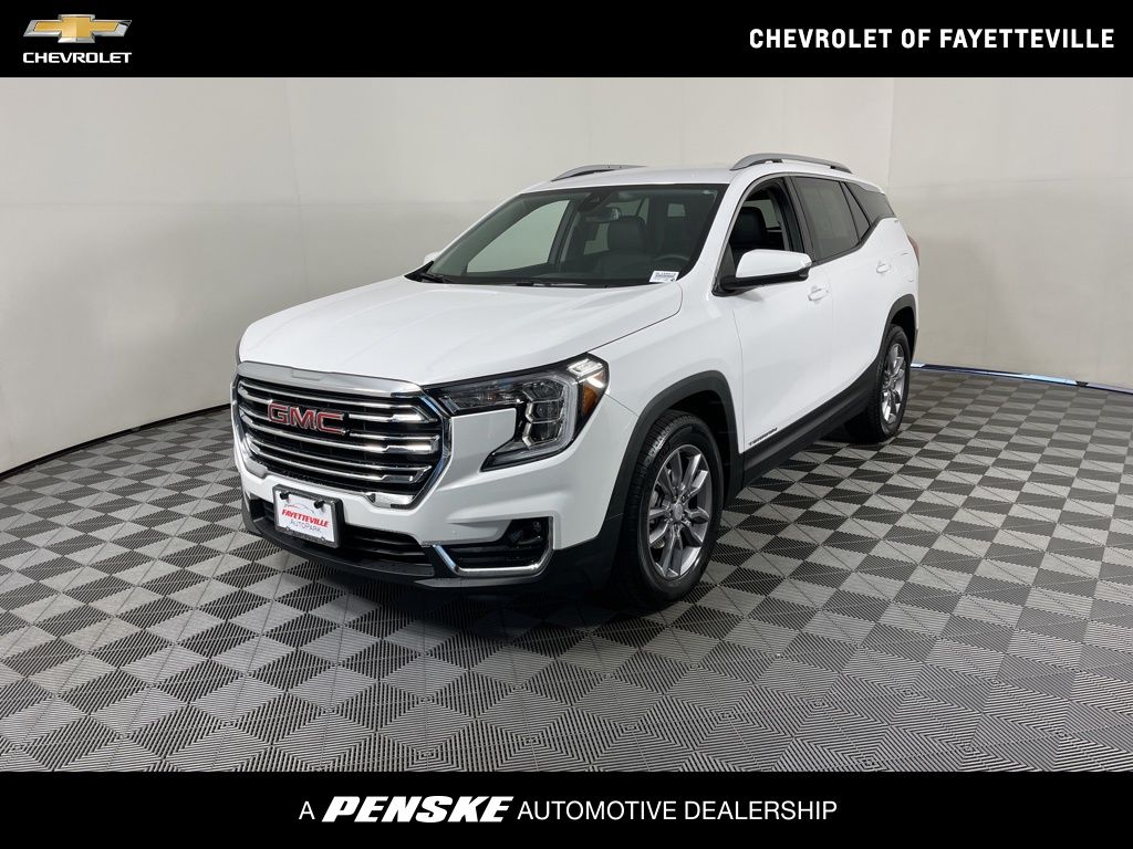 2024 GMC Terrain SLT -
                Fayetteville, AR