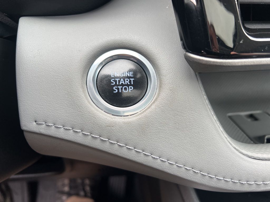 2021 Toyota Highlander XLE photo