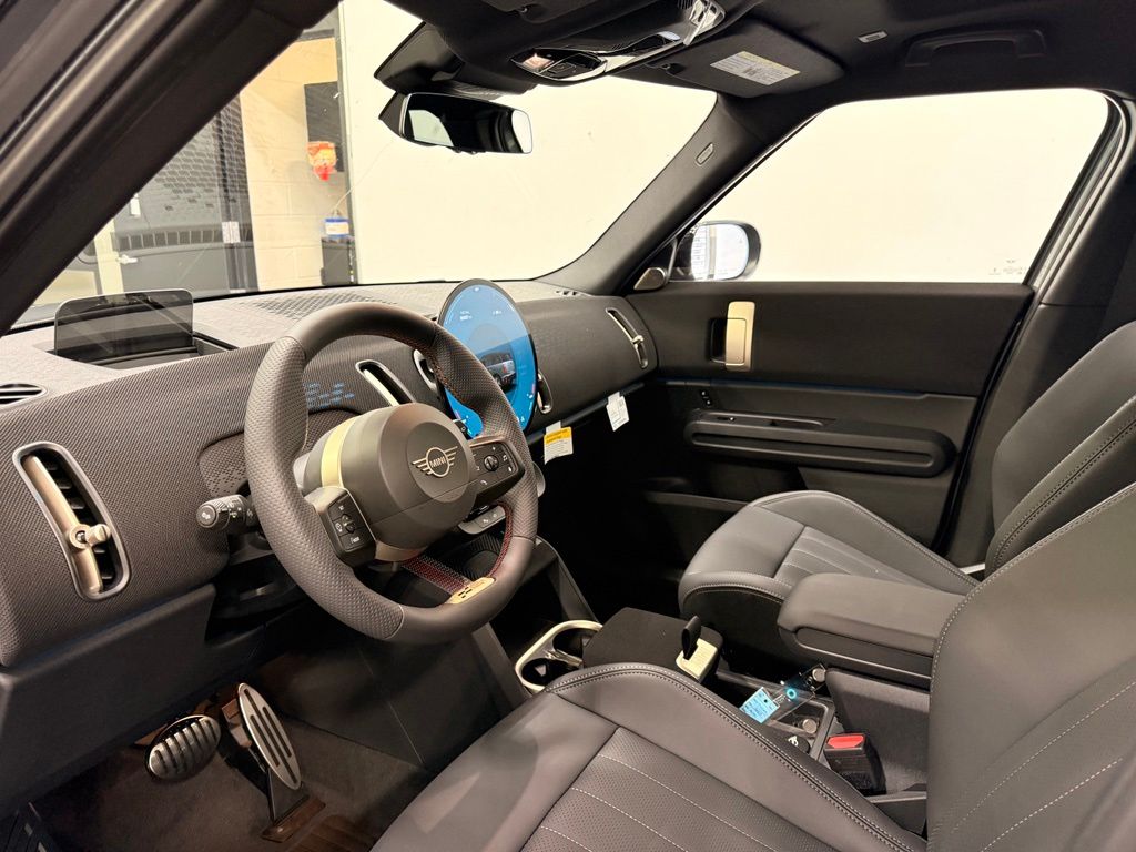 Thumbnail: 2027 MINI Cooper Countryman - 11