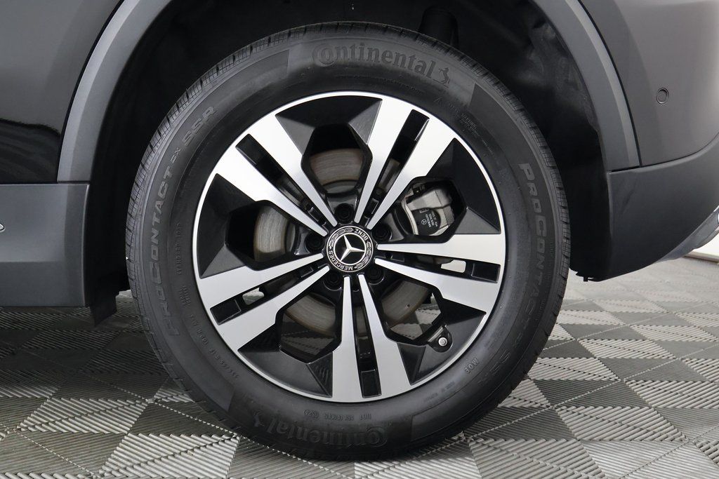 Thumbnail: 2025 Mercedes-Benz GLA - 16