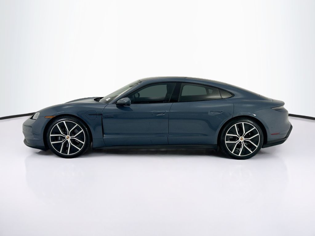 Thumbnail: 2026 Porsche Taycan - 2
