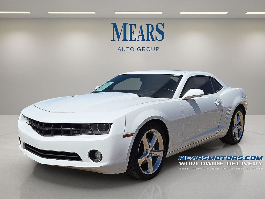 Summit White 2013 Chevrolet Camaro 2LT Coupe RWD Coupe Rear-Wheel Drive 6-Speed Automatic