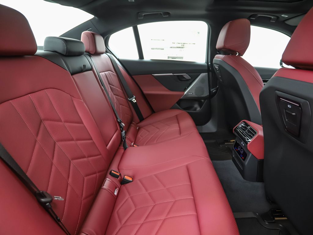 Thumbnail: 2026 BMW 5 Series - 28