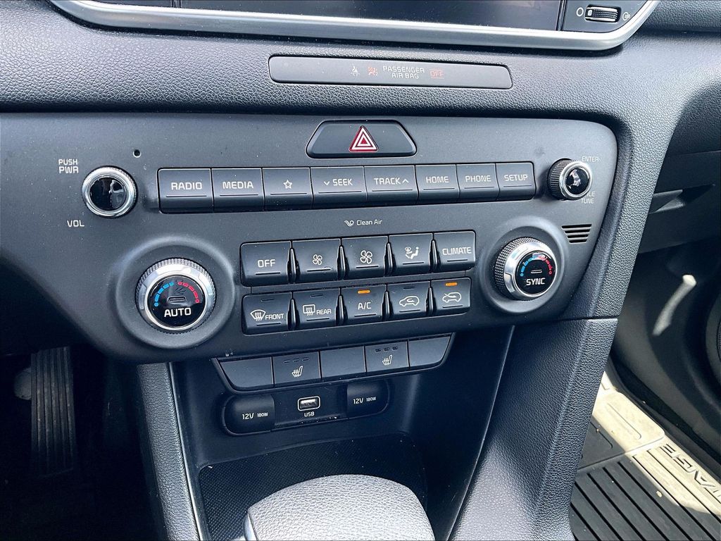 2020 Kia Sportage — photo 26