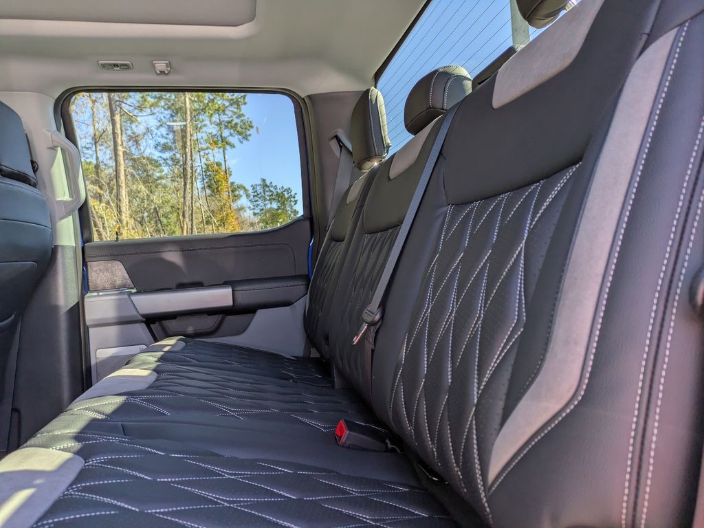 2026 Ford F-250 Super Duty Black Widow