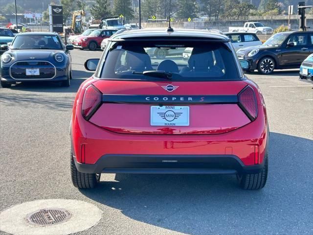 Thumbnail: 2026 MINI Cooper - 3