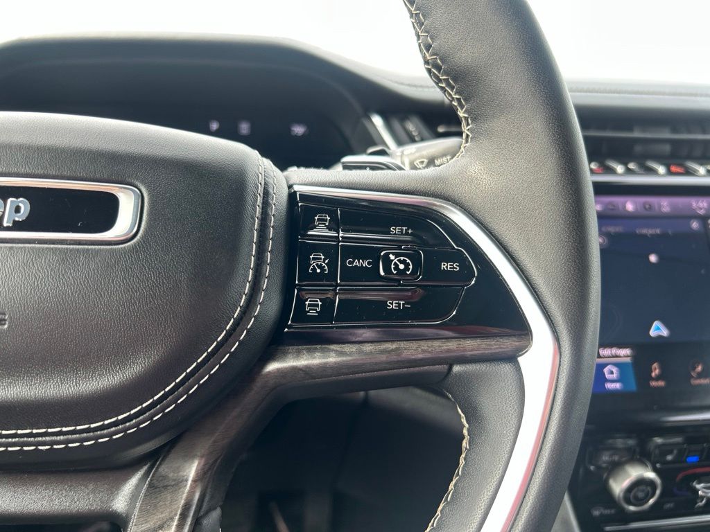 Used 2024 Jeep Grand Cherokee SUV