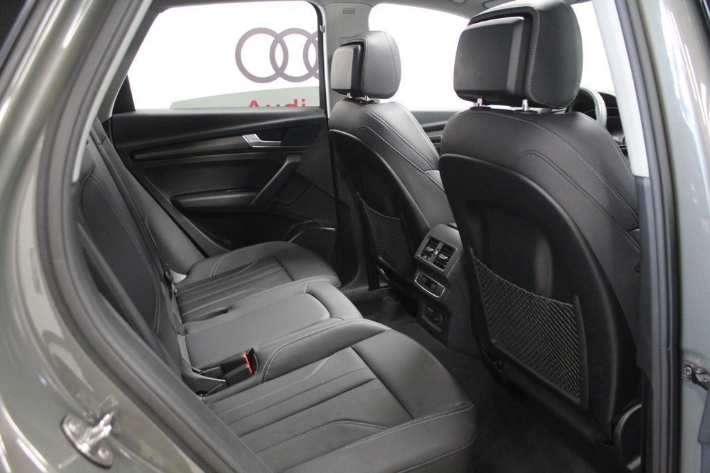Thumbnail: 2024 Audi Q5 - 28