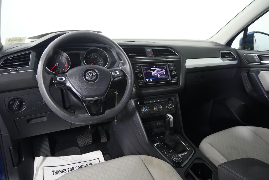Thumbnail: 2018 Volkswagen Tiguan - 16