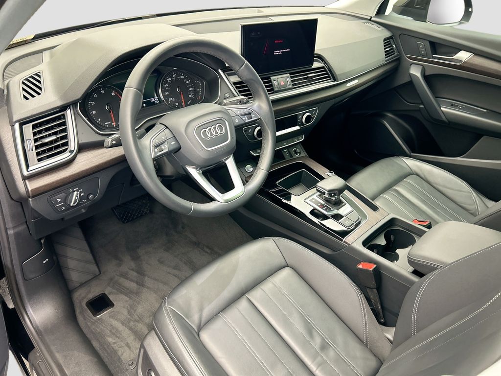 Thumbnail: 2023 Audi Q5 - 9