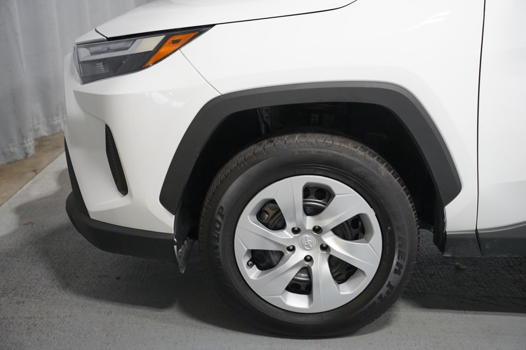 Thumbnail: 2024 Toyota RAV4 - 5