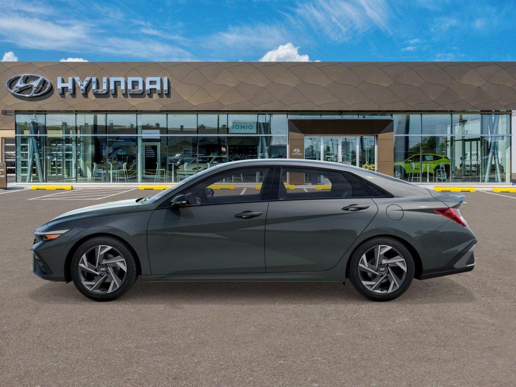 Thumbnail: 2025 Hyundai Elantra - 3