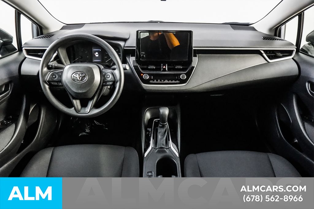 Used 2025  Toyota LE image 22