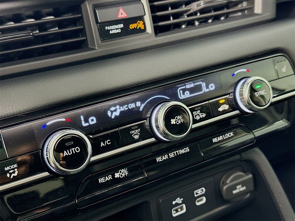 New Car 2025 Honda Pilot  Touring For Sale Under $50,000 In Austin, Texas