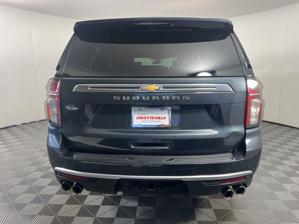 Thumbnail: 2022 Chevrolet Suburban - 17