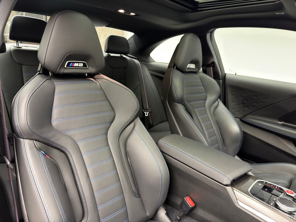 Thumbnail: 2024 BMW M2 - 6