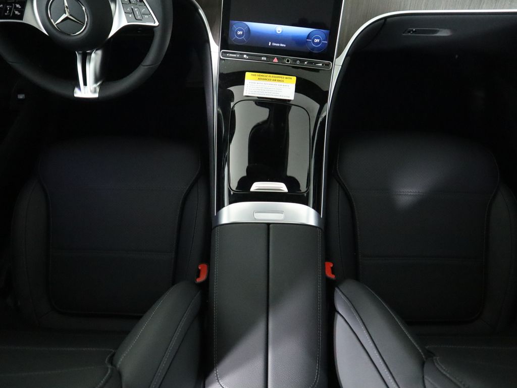 Thumbnail: 2026 Mercedes-Benz GLC - 17