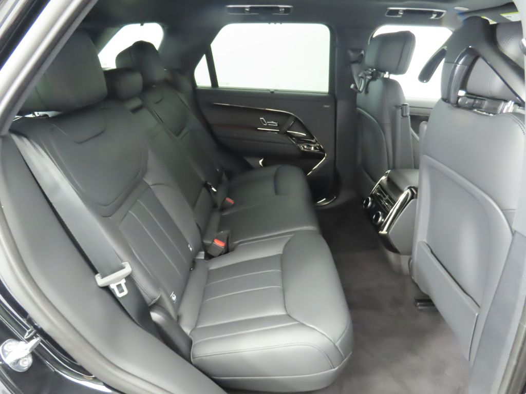 Thumbnail: 2025 Land Rover Range Rover Sport - 23