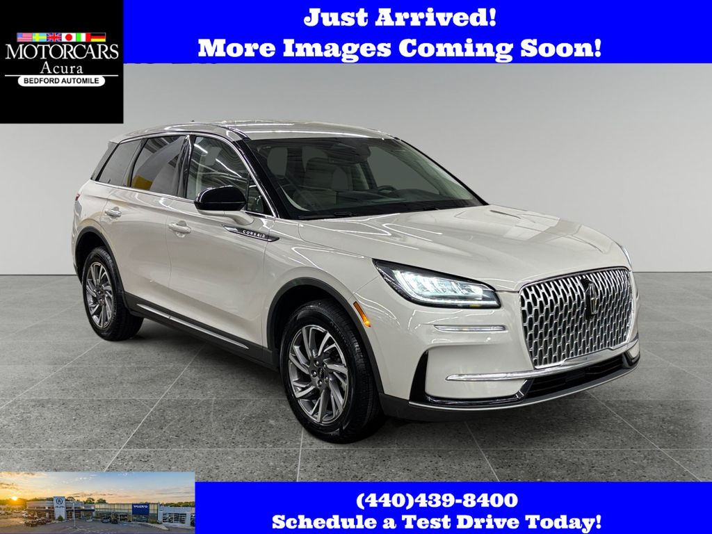 Pearl Metallic 2023 Lincoln Corsair SUV / Crossover All-Wheel Drive 8-Speed Automatic