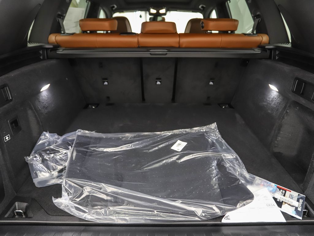 Thumbnail: 2026 BMW X5 - 24