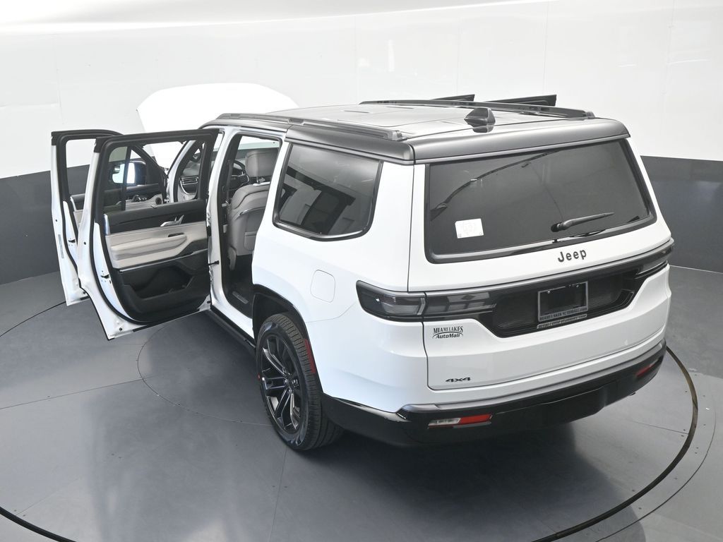 New 2026 Bright White Clearcoat Jeep Summit Obsidian image 67